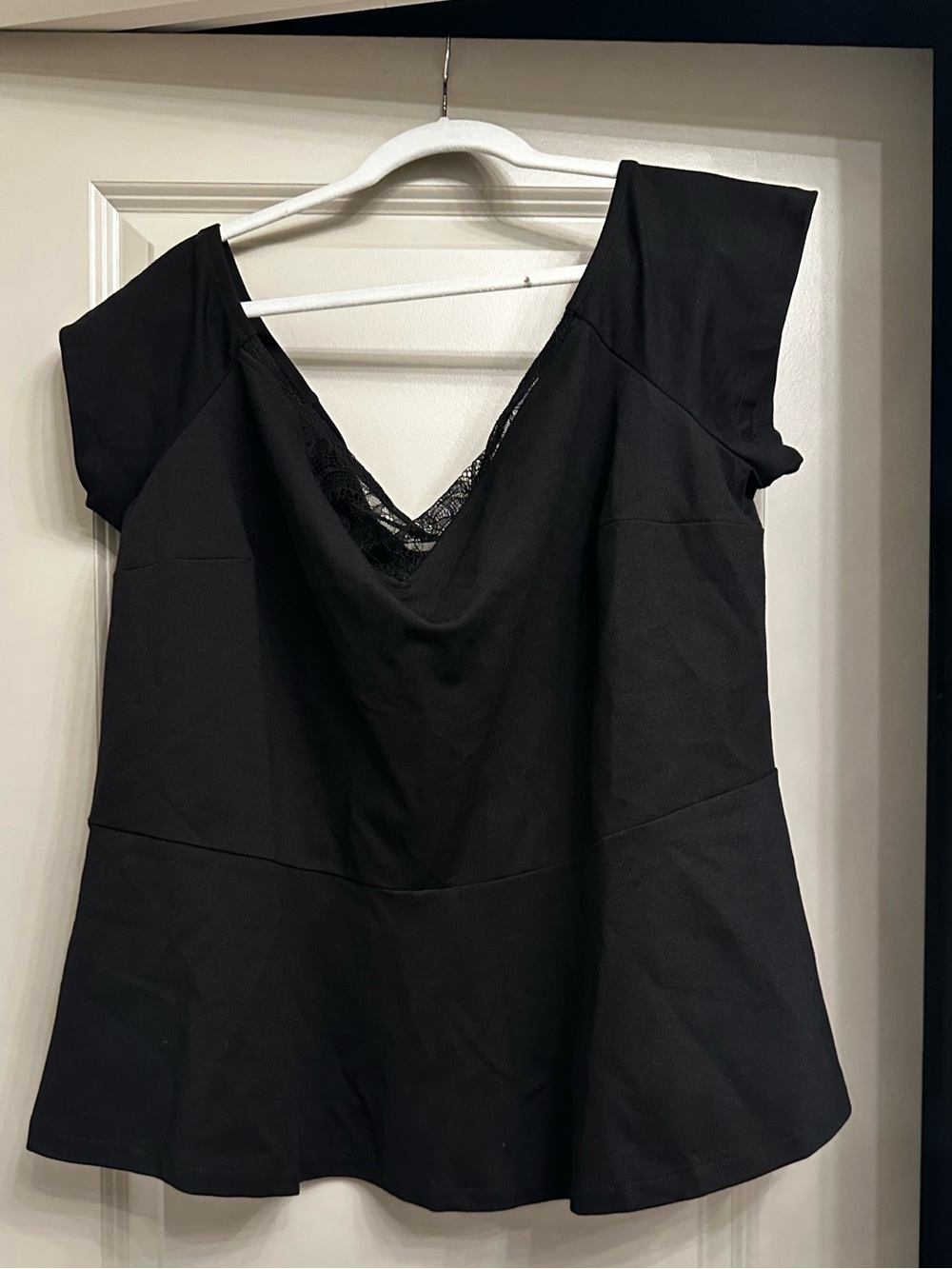 Black Lace-Trim Short Sleeve Women's Top